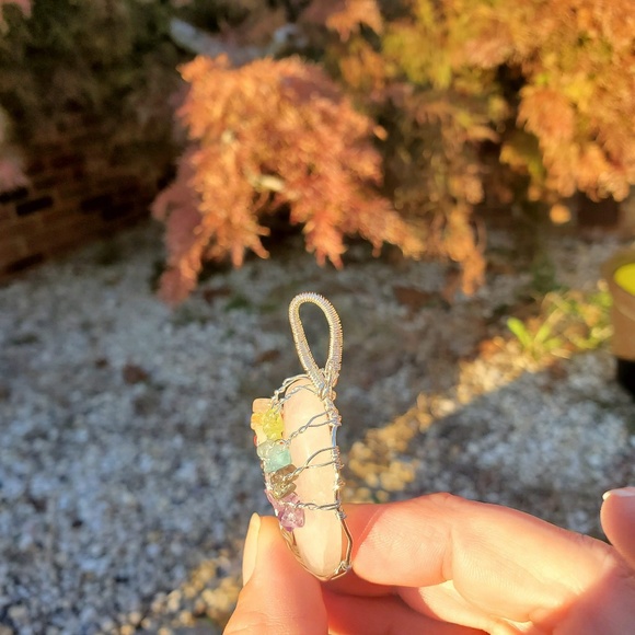 GIFT IDEA Rose Quartz Healing Chakra Pendant - Picture 5 of 7